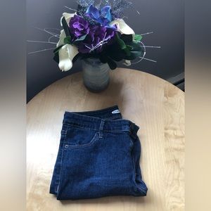 Size 8 Old Navy Women’s Super Skinny Jeans